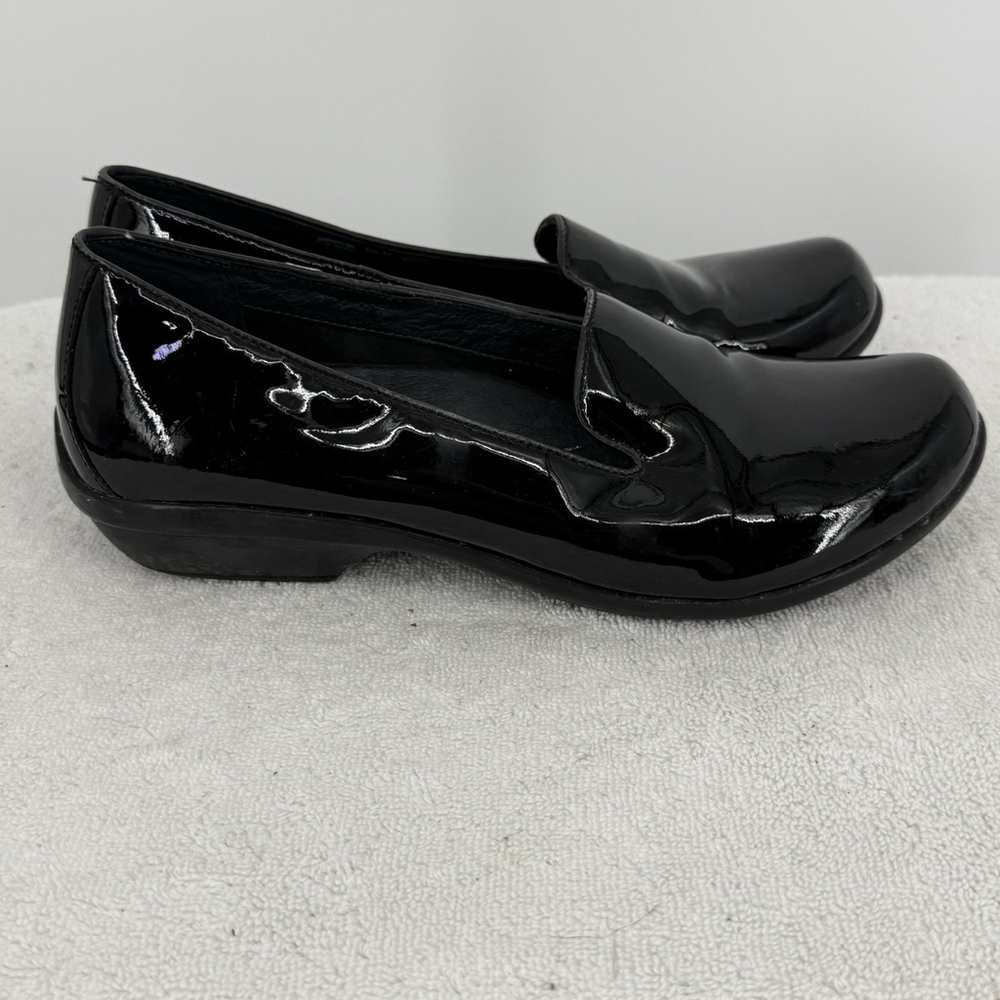 Dansko Olivia Black Patent Leather Shoes Women’s Size 39